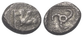 Dynasten von Lykien. Kuprilli (ca. 470 - 435 v. Chr.).

 1/3 Stater (Tetrobol, Silber).
Vs: Pegasos nach links fliegend.
Rs: Triskeles in vertieft...