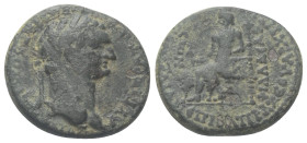 Lydien. Philadelphia (Neokaisareia). Domitianus (81 - 96 n. Chr.).

 Bronze.
Vs: Kopf mit Lorbeerkranz rechts.
Rs: Göttin mit Mauerkrone nach link...