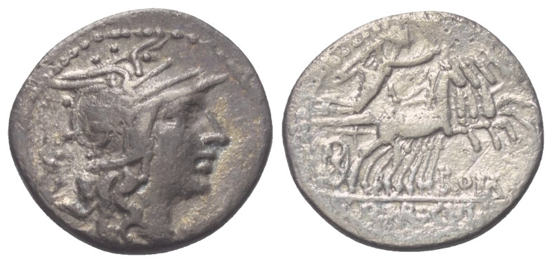 Q. Marcius mit C. Fabius und L. Roscius.

 Denar. 118 oder 117 v. Chr. Rom.
V...