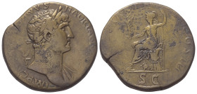Hadrianus (117 - 138 n. Chr.).

 Sesterz. 119 n. Chr. Rom.
Vs: IMP CAESAR TRAIANVS HADRIANVS AVG. Kopf mit Lorbeerkranz rechts.
Rs: PONT MAX TR PO...