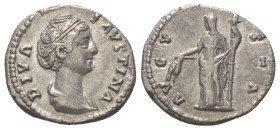Faustina I. (gest. 141 n. Chr.). Diva Faustina I.

 Denar (Silber). Nach 141 n. Chr. Rom.
Vs: DIVA FAVSTINA. Drapierte Büste rechts.
Rs: AVGVSTA. ...