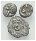 Griechische Münzen - Lots.


Unter anderem: Milet (Ionien).

Lot (3 Stück, Silber): 5. - 3. Jhdt. v. Chr.

Sehr schön - fast sehr schön.

Ver...