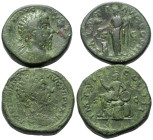 Römische Münzen - Lots. Kaiserzeit.


Lot (2 Stück, Bronze): Sesterzen von Marcus Aurelius (161 - 180 n. Chr.).

Grüne Patina, fast sehr schön.
...