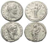 Römische Münzen - Lots. Kaiserzeit.


Lot (2 Stück, Silber): Septimius Severus Denare (193 - 211 n. Chr.).

Fast vorzüglich / sehr schön.

Verk...