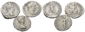 Römische Münzen - Lots. Kaiserzeit.


Lot (3 Stück, Silber): Denare von Caracalla (197 - 217 n. Chr.).

Ein Stück mit Schrötlingsriss und Stempel...