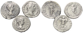 Römische Münzen - Lots. Kaiserzeit.


Lot (3 Stück, Silber): Caracalla Denare (197 - 217 n. Chr.).

Sehr schön.

Verkauft wie besehen, keine Rü...