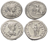 Römische Münzen - Lots. Kaiserzeit.


Lot (2 Stück, Silber): Geta Denare (209 - 211 n. Chr.).

Ein Stück mit Schrötlingsriss, sehr schön.

Verk...