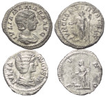 Römische Münzen - Lots. Kaiserzeit.


Lot (2 Stück, Silber): Denare der Iulia Domna (gest. 217 n. Chr.) und Iulia Mamaea (gest. 235 n. Chr.).

Se...