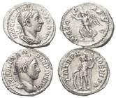 Römische Münzen - Lots. Kaiserzeit.


Lot (2 Stück, Silber): Severus Alexander Denare (222 - 235 n. Chr.).

Sehr schön.

Verkauft wie besehen, ...