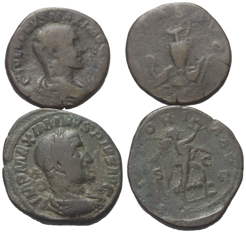 Römische Münzen - Lots. Kaiserzeit.


Lot (2 Stück, Bronze): Sesterz des Maxi...