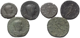 Römische Münzen - Lots. Kaiserzeit.


Lot (3 Stück, Bronze): Sesterzen und As des Gordianus III. (238 - 244 n. Chr.).

Schön - sehr schön.

Ver...