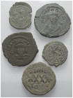 Byzantinische Münzen - Lots.


Verschiedene Herrscher.

Lot (5 Stück, Bronze): ca. 6. - 10. Jhdt. n. Chr.

Schön - sehr schön.

Verkauft wie ...
