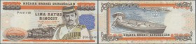 Brunei: 500 Ringgit 1989, P.18, rare note in very nice VF condition with a few soft folds and minor spots
