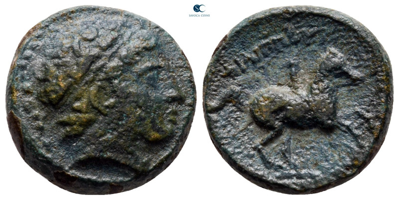 Kings of Macedon. Uncertain mint. Philip II of Macedon 359-336 BC. 
Bronze Æ
...