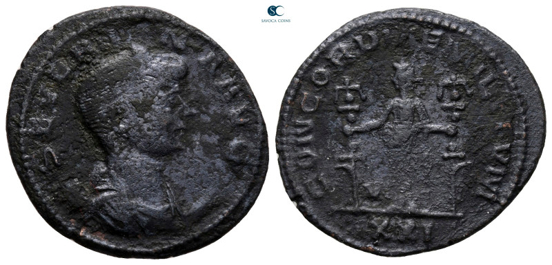 Severina AD 270-275. Antioch
Antoninianus Æ

23 mm, 3,49 g



nearly very...