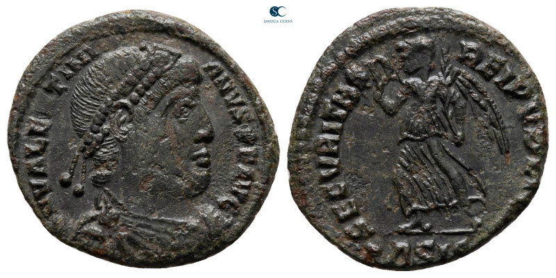 Valentinian I AD 364-375. Siscia
Follis Æ

18 mm, 2,31 g



very fine