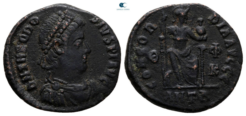 Theodosius I AD 379-395. Antioch
Follis Æ

18 mm, 2,39 g



very fine

...