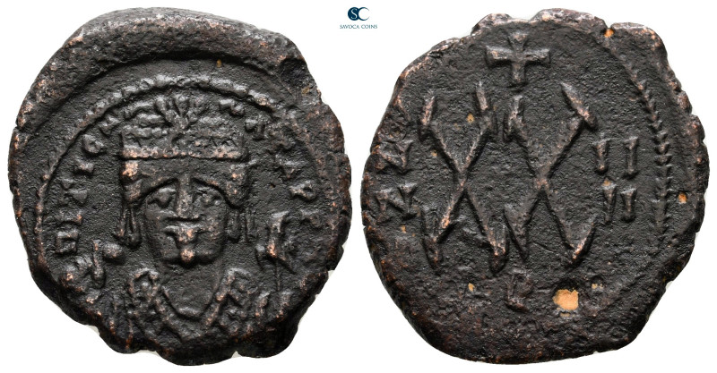 Maurice Tiberius AD 582-602. Theoupolis (Antioch)
Half Follis or 20 Nummi Æ

...