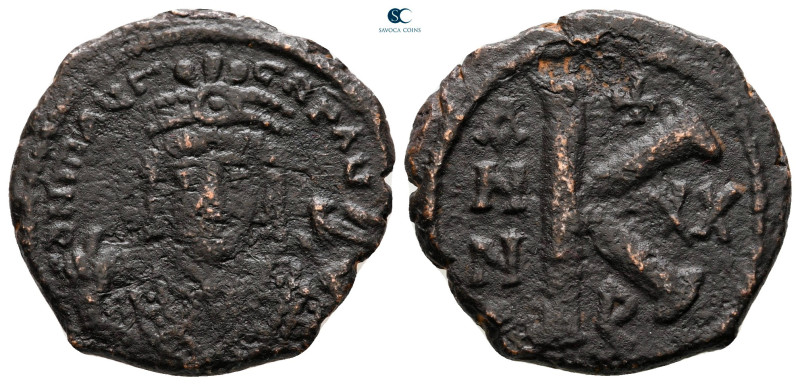 Maurice Tiberius AD 582-602. Theoupolis (Antioch)
Half Follis or 20 Nummi Æ

...