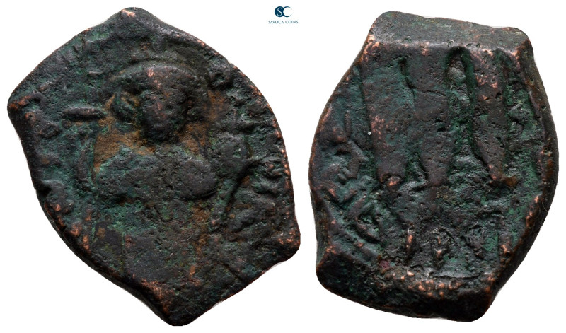 Constans II AD 641-668. Constantinople
Follis or 40 Nummi Æ

22 mm, 4,82 g
...