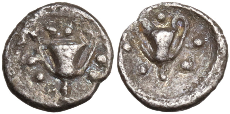 Southern Apulia, Tarentum, c. 280-228 BC. AR Obol (9,3 mm, 0,46 g). Kantharos; p...