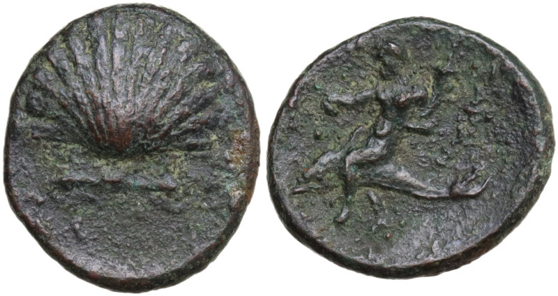 Southern Apulia, Tarentum, c. 275-200 BC. Æ (14 mm, 2,3 g). Shell. R/ Phalanthos...