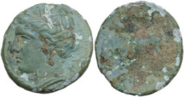 Sicily, Syracuse, Hieron II (275-215 BC). Æ (20 mm, 5,4 g), c. 275-269 BC. Wreathed head of Kore l. R/ Bull butting l.; above club, in exergue, IE. CN...