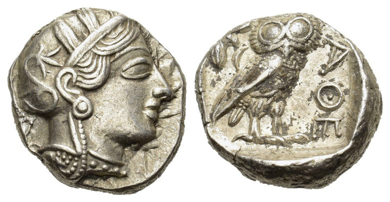 Attica, Athens, c. 454-404 BC. AR Tetradrachm (22,8 mm, 17,2 g). Helmeted head o...