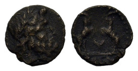 Pisidia, Sagalassos, c. 100-27 BC. Æ (13,4 mm, 1,7 g). Laureate head of Zeus r. R/ Two rampant goats. SNG France 1735; SNG von Aulock 5156. fine.