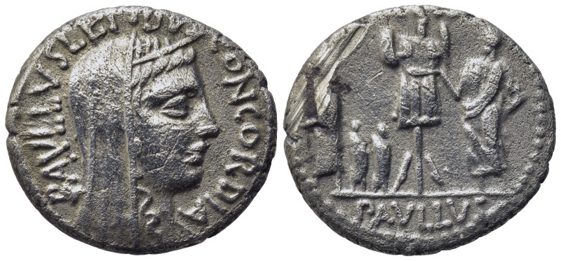 L. Aemilius Lepidus Paullus, Rome, 62 BC. AR Denarius (18,55 mm, 3,81 g). Veiled...