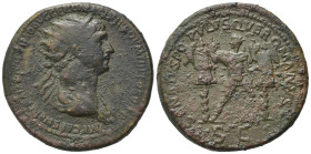 Trajan (98-117). Æ Dupondius (27,66 mm, 13,63 g). Rome, AD 116-117. Radiate and draped bust r. R/Trajan standing facing, head l., between two trophies...