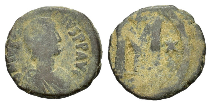 Justin I (518-527). Æ 40 Nummi (29 mm, 14 g). Constantinople. Diademed, draped a...