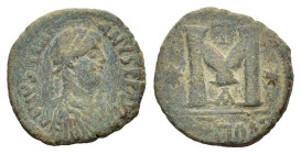 Justinian I (527-565). Æ 40 Nummi (28,8 mm, 14 g). Antioch,AD 536-537. Diademed, draped and cuirassed bust r. R/ Large M, star to l. and r.; above, cr...