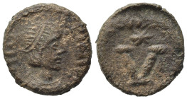 Justin II (565-578). Æ 5 Nummi (11,19 mm, 1,45 g). Uncertain mint, probably in Sicily, AD 567-572. Diademed, draped and cuirassed bust r. R/ Large V; ...