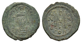 Maurice Tiberius (582-602). Æ 40 Nummi (31,5 mm, 12 g). Constantinople, year 7 (AD 588/9). Helmeted and cuirassed bust facing, holding globus cruciger...