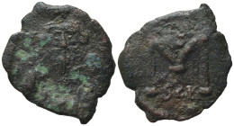 Constans II (641-668). Æ 40 Nummi (25,92 mm, 4,05 g). Syracuse, AD 650-651. Crowned and draped facing bust, holding globus cruciger. R/ Large M; above...