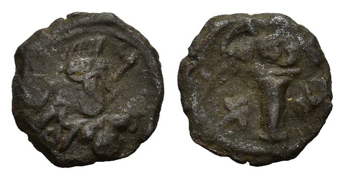 Constantine IV (668-685). Æ 10 Nummi (21 mm, 4,5 g). Constantinople. Helmeted, d...