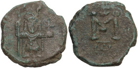 Constantine IV (668-685). Æ 40 Nummi (22 mm, 7 g). Syracuse, AD 682-685. Constantine, helmeted and cuirassed, standing facing, holding spear. R/ Large...