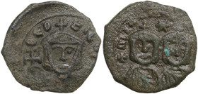 Theophilus (829-842). Æ 40 Nummi (20 mm, 3,3 g). Syracuse, AD 830/1-842. Crowned facing bust of Theophilus, wearing loros and holding cross potent. R/...