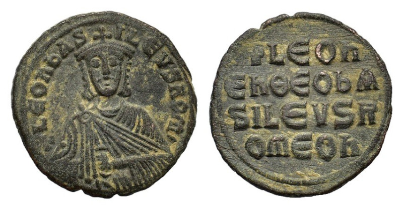 Leo VI (886-912). Æ 40 Nummi (25,7 mm, 6,7g). Constantinople. Facing bust, weari...