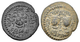 Islamic, Artuqids of Mardin. Qutb al-Din Il-Ghazi II. 572-580 AH /1176-1184. AE dirhem (27.4 mm, 9.23 g). Diademed head in beaded square, gazing upwar...