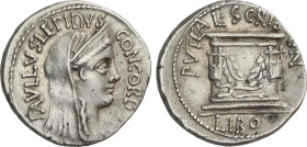 Denario. 62 a.C. AEMILIA. Paullus Aemilius Lepidus. Anv.: Cabeza velada y diademada de la Concordia a derecha. PAVLLVS LEPIDVS CONCORD. Rev.: Pozo esc...