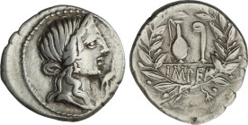 Denario. 81 a.C. CAECILIA. Q. Caecilius Metellus Pius. HISPANIA. Anv.: Cabeza diademada de la Piedad a derecha, delante cigueña. Rev.: Praefericulo y ...