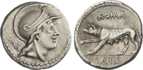 Denario. 77 a.C. SATRIENA. P. Satrienus. Anv.: Cabeza de Marte a derecha, detrás XXT. Rev.: Loba a izquierda, encima ROMA, debajo P. SATRIE/(NVS). 3,8...