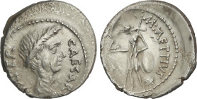 Denario. Acuñada el 44 a.C. JULIO CÉSAR. M. Mettius. Anv.: CAESAR. IMPER. Cabeza laureada de Julio César a derecha. Rev.: M. METTIVS. Venus en pie a i...