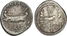 Denario. Acuñada el 32-31 a.C. MARCO ANTONIO. CECA VOLANTE. Anv.: ANT. AVG. III. VIR. R.P.C. Galera pretoriana a derecha. Rev.: LEG. XIII. Águila legi...
