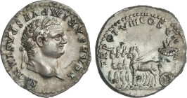 Denario. Acuñada el 79 d.C. TITO. Anv.: TI. CAESAR. IMP. VESPASIANVS. Cabeza laureada a derecha. Rev.: TR. POT. VIII. COS. VII. Tito en cuadriga a izq...