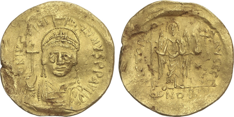 Sólido. (527-565 d.C.). JUSTINIANO I. CONSTANTINOPLA. Anv.: D. N. IVSTINIANVS P....