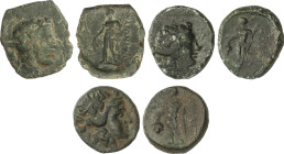 Lote 3 monedas AE. 168-145 a.C. MARONEIA. TRACIA. Anv.: Cabeza de Dionisos a derecha. Rev.: Dionisos de pie a izquierda, sosteniendo racimos de uvas y...