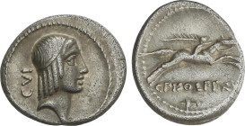 Denario. 64 a.C. CALPURNIA. C. Calpurnius Piso Frugi. Anv.: Cabeza de Apolo a derecha, detrás número CVI. Rev.: Jinete galopando a derecha, debajo: C....